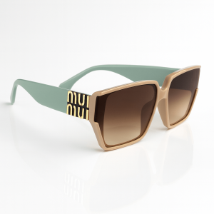Mint Crafted Square Sunglasses – Women’s Elegance Edition